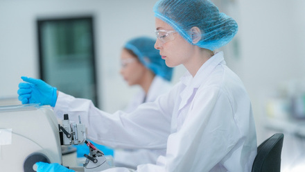 technician-digital-pathology-workflow 