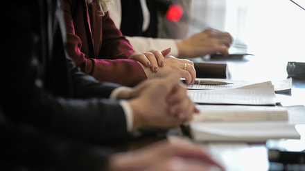 banner Press conference + committee meeting Shutterstock_1292651794 copy.jpg
