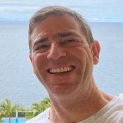 Dr Tomaz Garcez