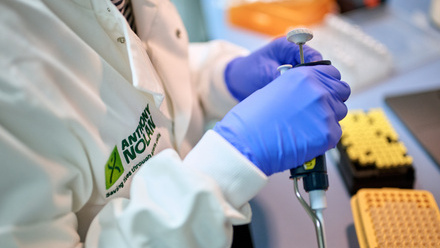 Jan-25-BulletinAnthony-Nolanpipette.jpg
