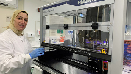 Noha El Sakka in a laboratory
