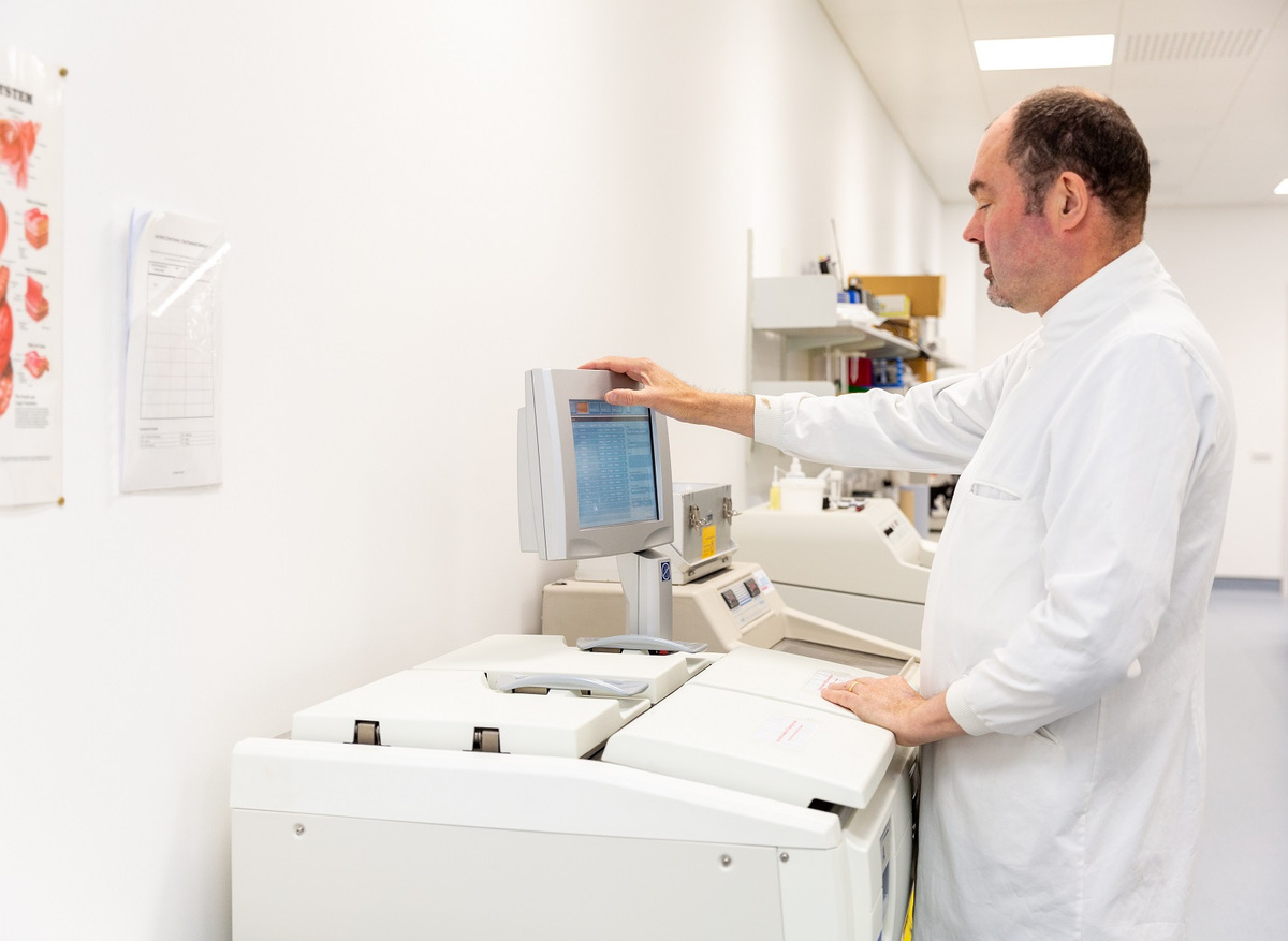 Liverpool Ocular Pathology Services Simon